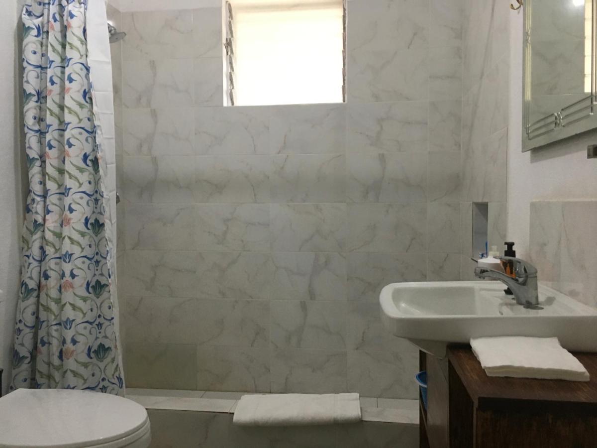 Ancella'S Garden Apartment-Beach-5Min Drive, 1 Hr Montego Bay, 25 Mins Ocho Rios, Continental Breakfast Рънауей Бей Екстериор снимка