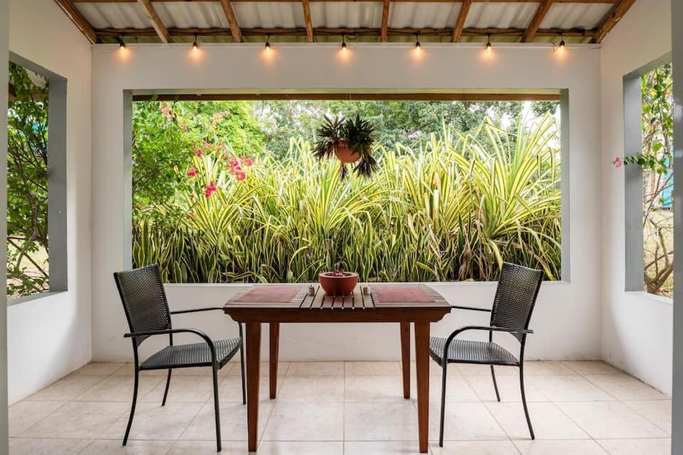 Ancella'S Garden Apartment-Beach-5Min Drive, 1 Hr Montego Bay, 25 Mins Ocho Rios, Continental Breakfast Рънауей Бей Екстериор снимка